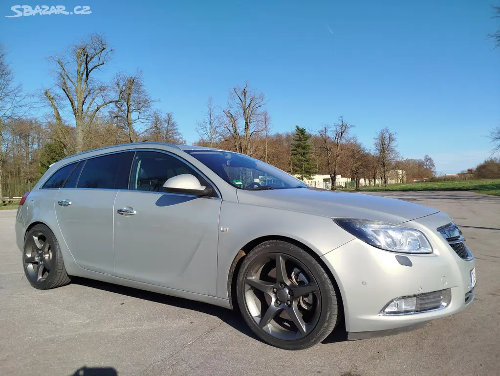 Opel Insignia, V6 2.8 benz Automat Kuze Panorama